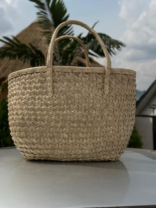 Handwoven Palm Leaf Tote Bag – Natural Beige