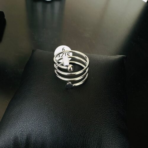 Silver Spiral Chic Ring